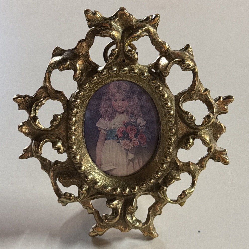 Vintage Ornate Victorian Brass Metal Picture Frame Little Girl Stands Or Hangs